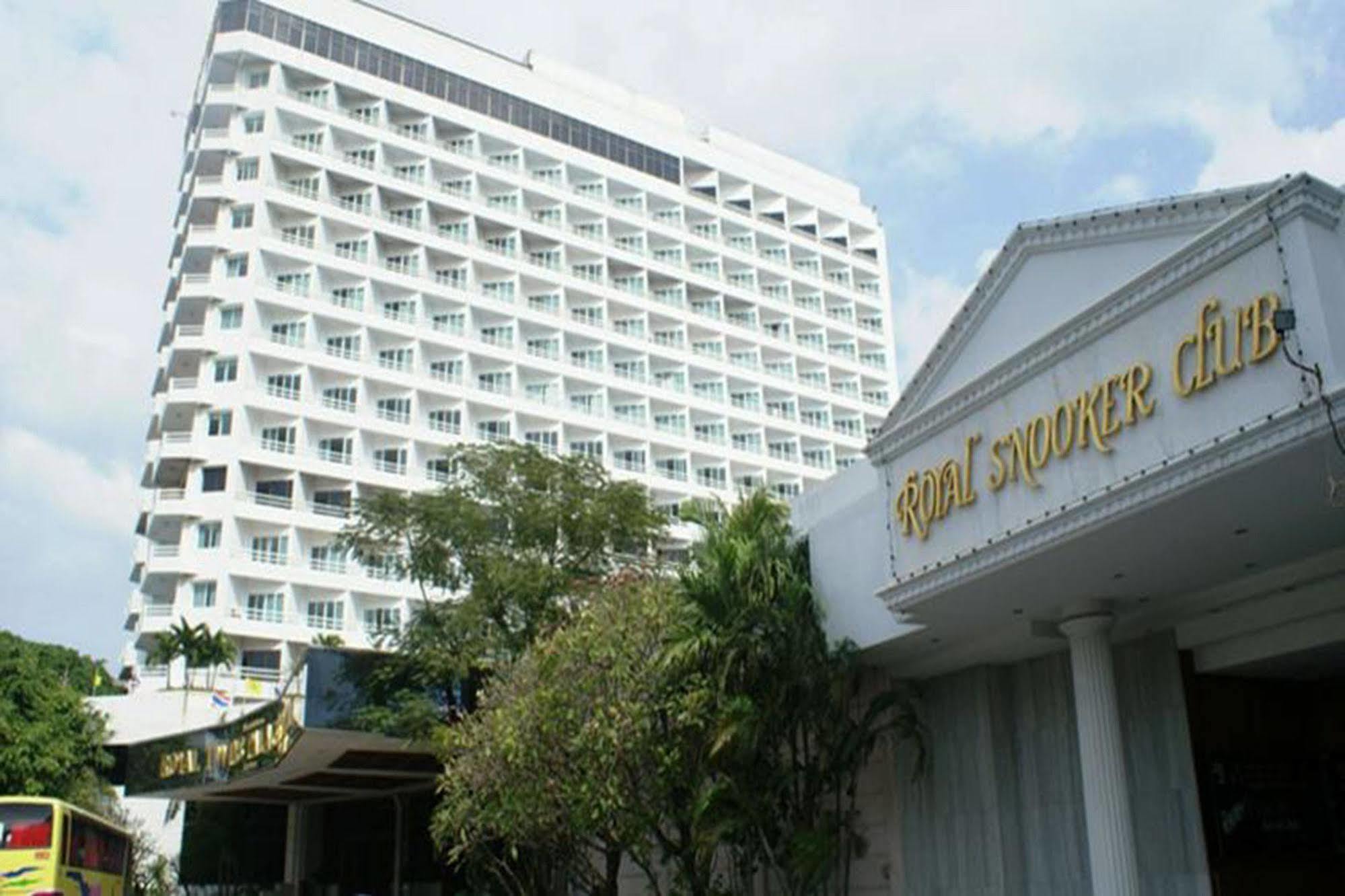 Royal Twins Palace Hotel Pattaya Exterior foto